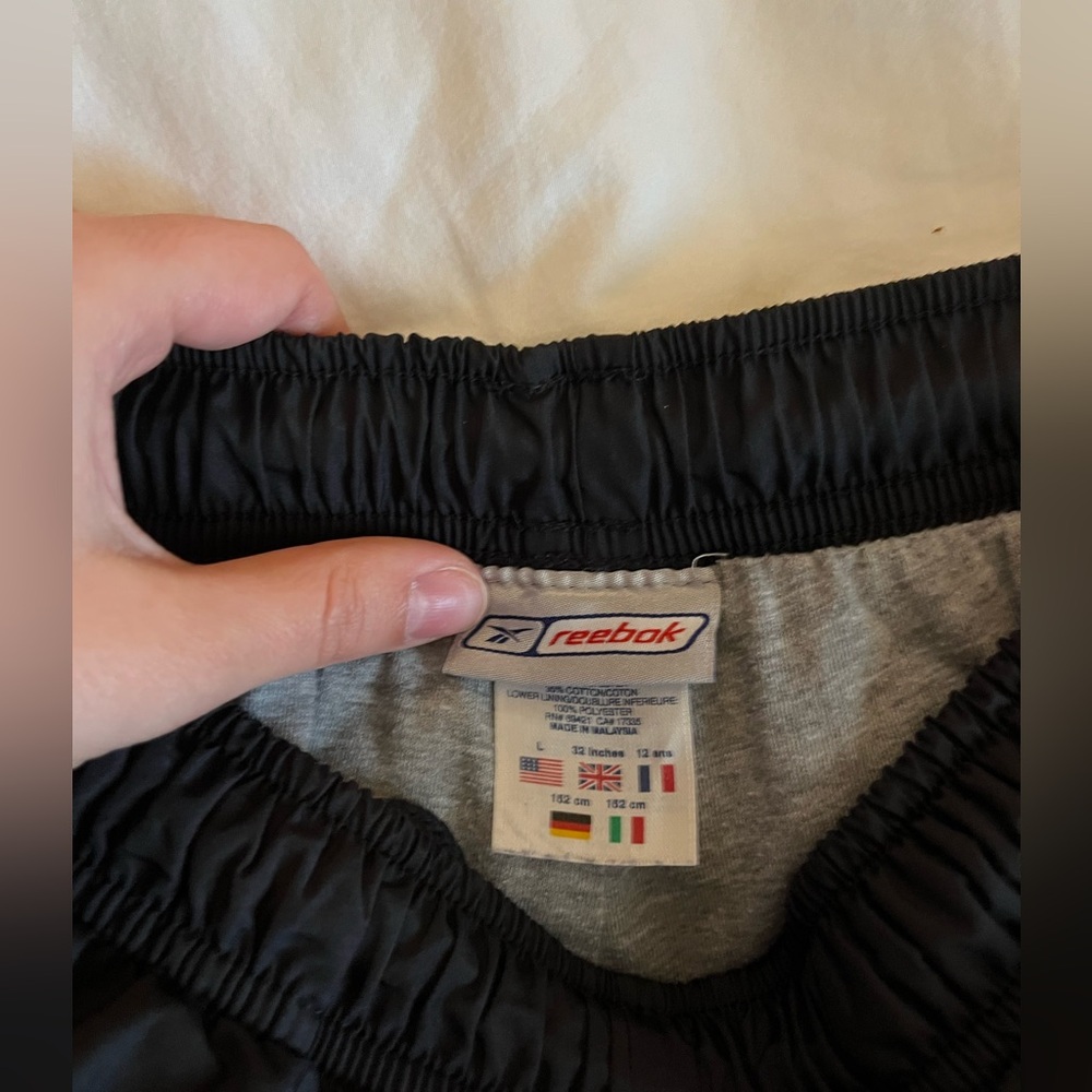 REEBOK black & red track pants - Picture 4 of 4